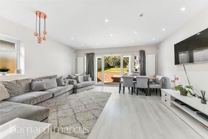 2 Bedroom Maisonette To Rent In Blenheim Park Road, South Croydon, CR2