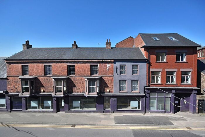 2 Bedroom Flat To Rent In North Street, Ripon, HG4