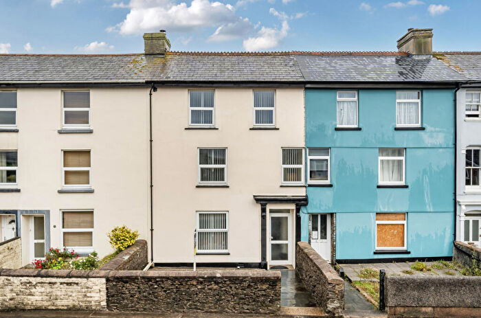 4 Bedroom Terraced House For Sale In Tavistock Road, Callington, Cornwall, PL17