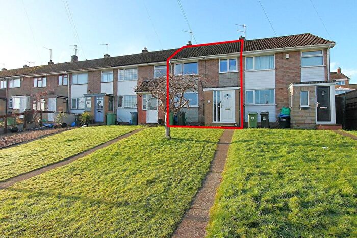 3 Bedroom Terraced House For Sale In Ascot Gardens, Stourbridge, DY8