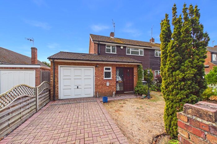 3 Bedroom Semi-Detached House To Rent In Brill Close, Maidenhead, Berkshire, SL6