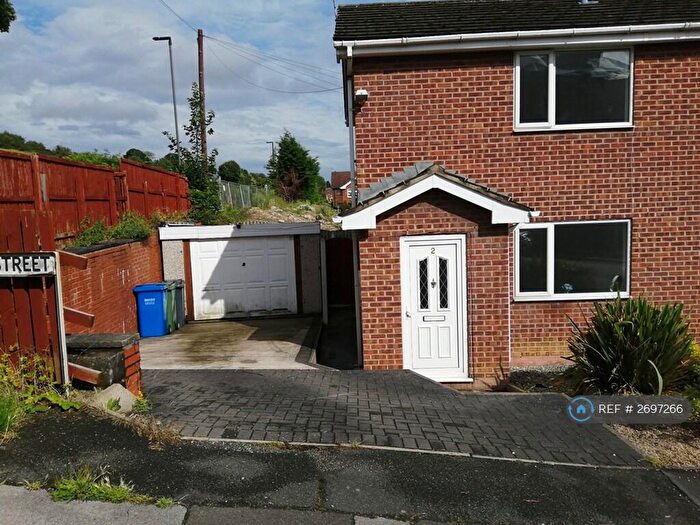 2 Bedroom Semi-Detached House To Rent In George Street, Chesterfield, S41