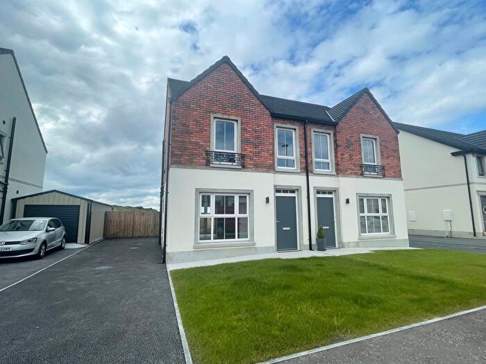 3 Bedroom Semi-Detached House To Rent In Rocklyn Manor, Donaghadee, BT21
