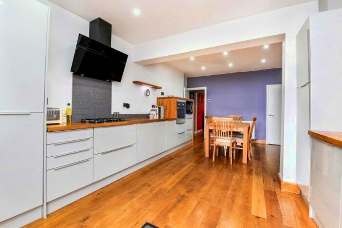 2 Bedroom Property To Rent In Thompson Street West, Darlington, DL3