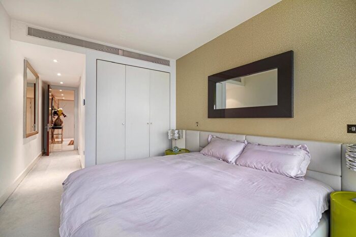 2 Bedroom Flat To Rent In Knightsbridge, London, SW7