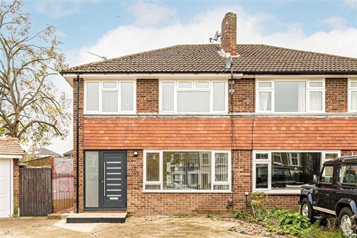 3 Bedroom Semi-Detached House To Rent In Stanley Road, Teddington, TW11
