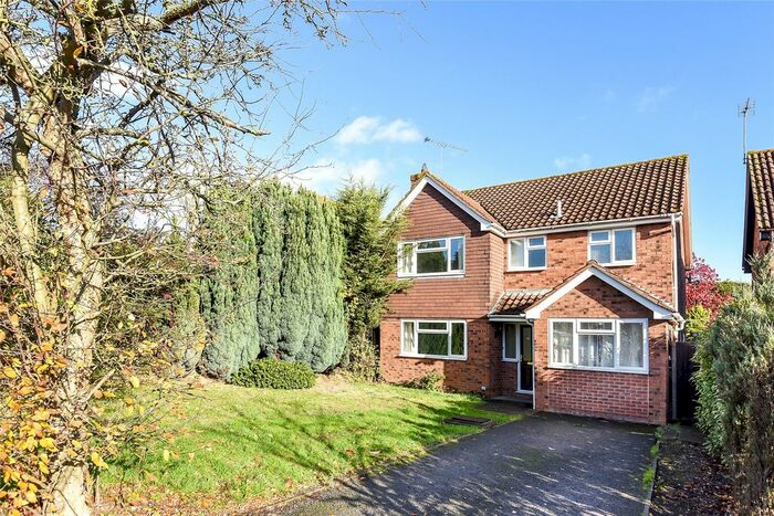 5 Bedroom Detached House To Rent In Bradmore Way, Lower Earley, Reading, Berkshire, RG6