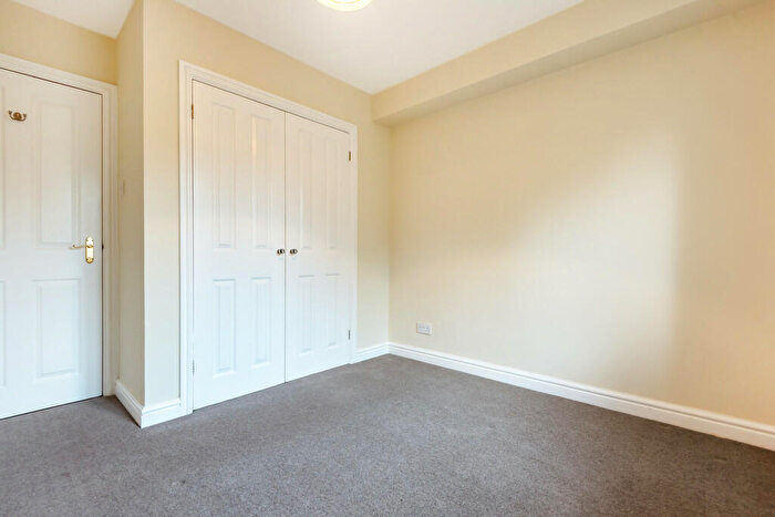 2 Bedroom Apartment To Rent In Wasdale Close, Kendal, Cumbria, LA9