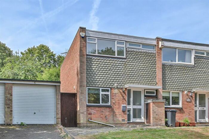 3 Bedroom End Of Terrace House For Sale In Sawyers Hall Lane, Brentwood, CM15