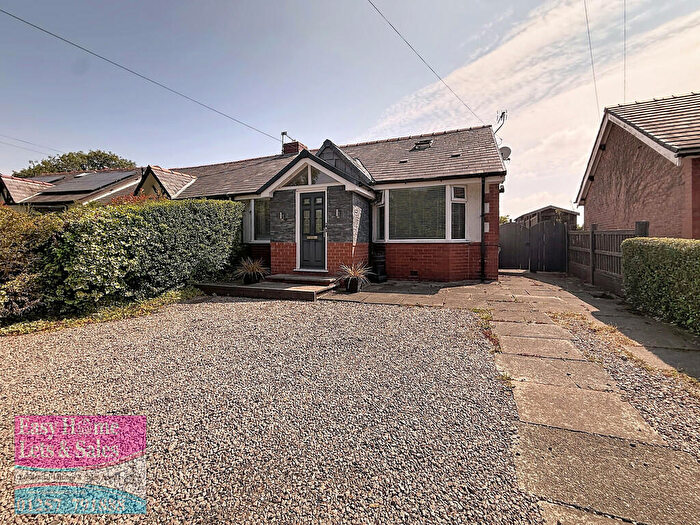3 Bedroom Semi-Detached House For Sale In Preston Road, Coppull, PR7