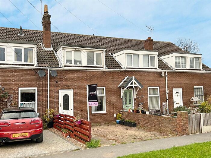 3 Bedroom Terraced House For Sale In Eastfield Lane, Kellington, Goole, DN14