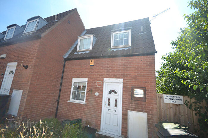 2 Bedroom End Of Terrace House To Rent In Blakeney Walk, Arnold, NG5