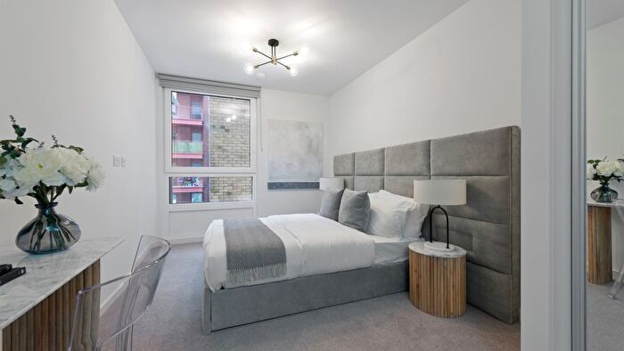1 Bedroom Flat For Sale In Dunlip House, Aberfeldy Village, London, E14