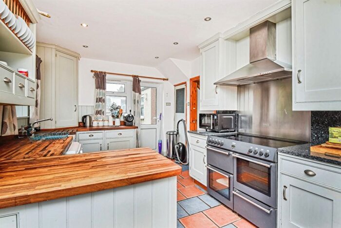3 Bedroom Semi-detached House For Sale In Sandfield, West Lavington, Devizes, SN10