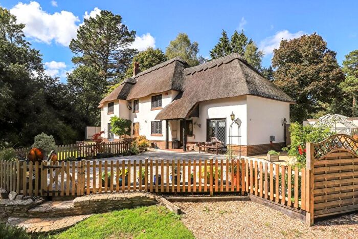 4 Bedroom Equestrian Facility For Sale In Forest Lane, Hightown Hill, Ringwood, Hampshire, BH24