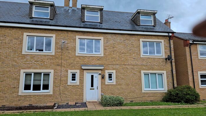 4 Bedroom Town House To Rent In Fawnlea, Cambridge, CB23