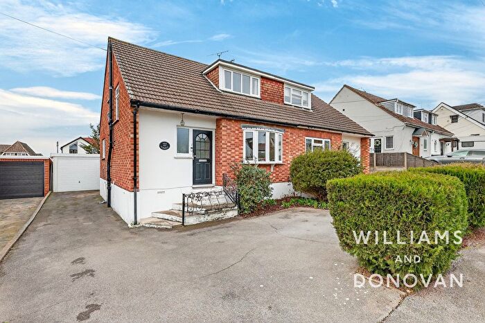 3 Bedroom Semi Detached House For Sale In Avondale Road, South Benfleet, SS7