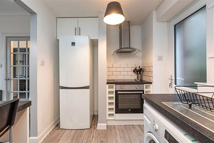 2 Bedroom Flat For Sale In Magdala Terrace, Galashiels, TD1