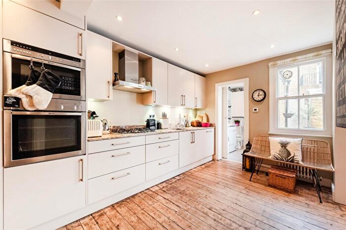 4 Bedroom Terraced House To Rent In Mysore Road, Clapham Common, SW11