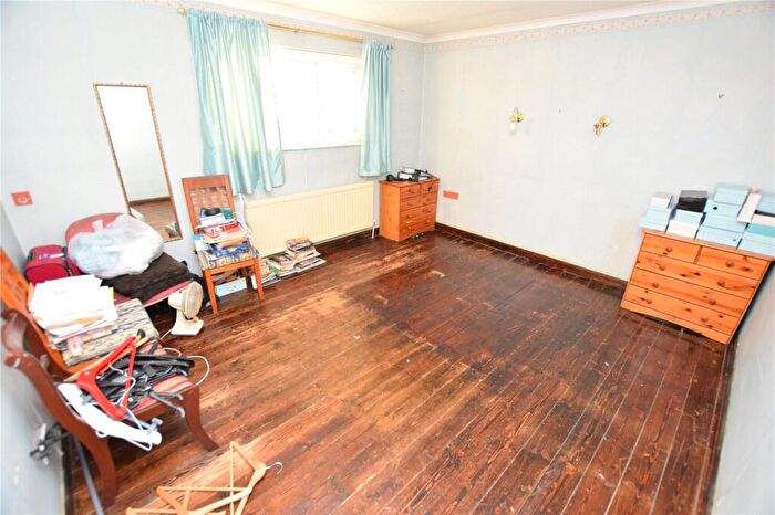 3 Bedroom End Of Terrace House For Sale In The Chase, South Woodham Ferrers, Chelmsford, CM3