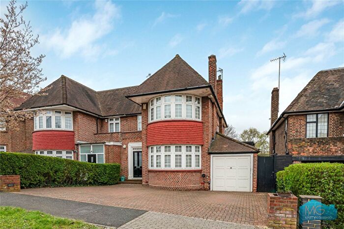 5 Bedroom Semi Detached House For Sale In Dorchester Gardens, London, NW11
