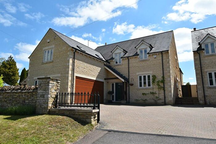 6 Bedroom House For Sale In Main Road, Collyweston, PE9