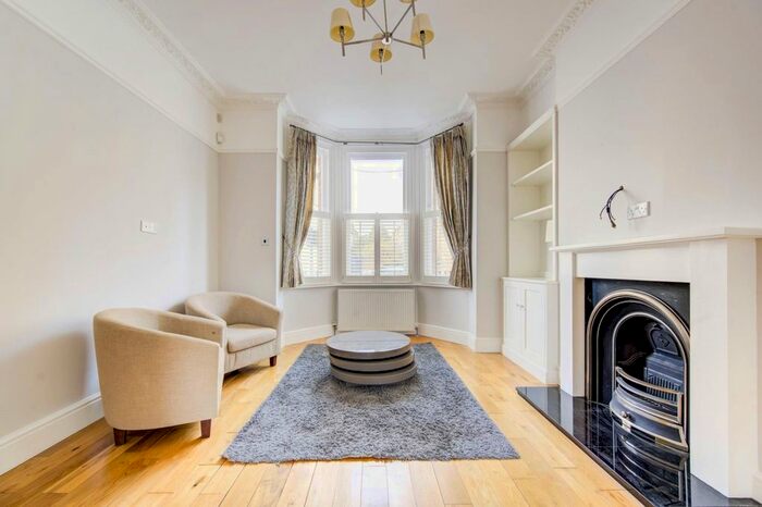 4 Bedroom Terraced House To Rent In Lettice Street, London, SW6