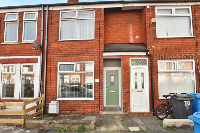 2 Bedroom Terraced House For Sale In Essex Street, Hull, HU4