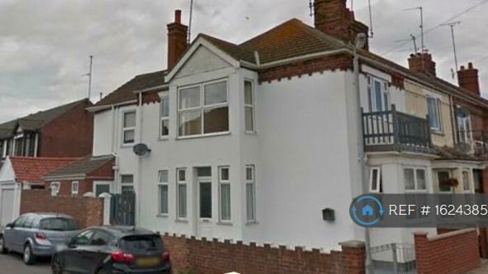 3 Bedroom Semi-Detached House To Rent In Gorleston, Gorleston, NR31