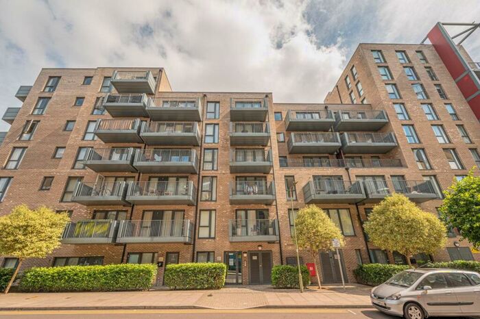2 Bedroom Flat To Rent In Charcot Road, Colindale, London, NW9