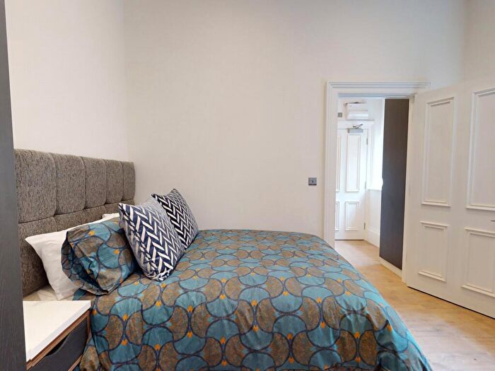 1 Bedroom Apartment To Rent In Flat, Hyde Terrace #, LS2