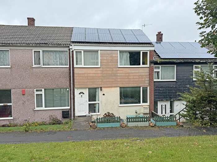 3 Bedroom Terraced House For Sale In Cockington Walk, Eggbuckland, PL6