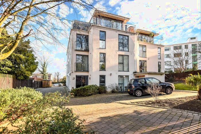 2 Bedroom Flat To Rent In Taymount Rise London, SE23