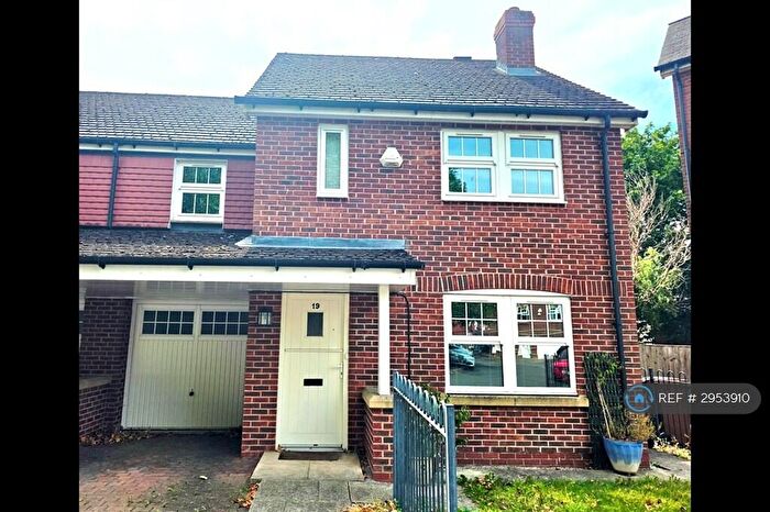3 Bedroom End Of Terrace House To Rent In Galloway Green, Congleton, CW12
