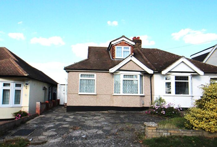 2 Bedroom Semi-Detached Bungalow For Sale In Brookdale Avenue, Upminster, Essex, RM14
