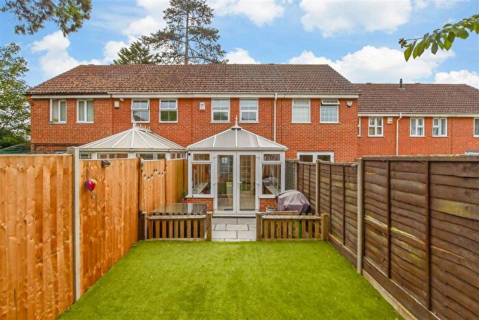 2 Bedroom Terraced House For Sale In Ditton Place, Ditton, Aylesford, Kent, ME20