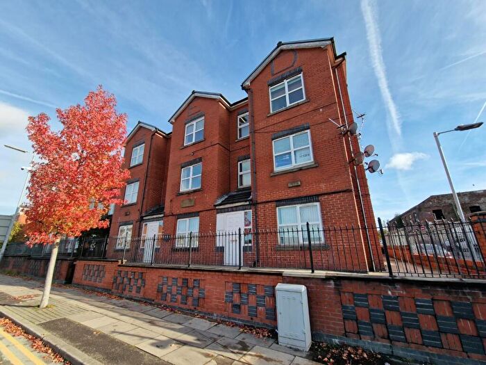 2 Bedroom Apartment To Rent In Walmersley Road, Bury - Duplex Apartment With Double Bedrooms, BL9