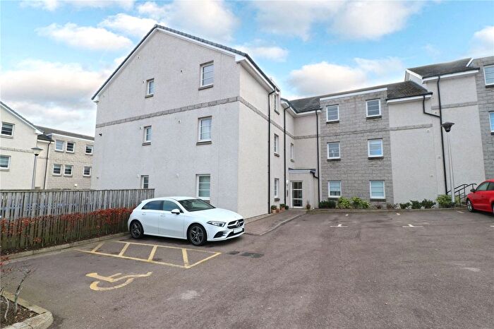 2 Bedroom Flat To Rent In Priory Park, Inverurie, AB51