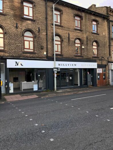 2 Bedroom Flat To Rent In Commercial Street, Shipley, West Yorkshire, BD18