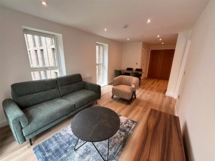 2 Bedroom Apartment To Rent In Richmond Hill Approach, Leeds, West Yorkshire, LS9