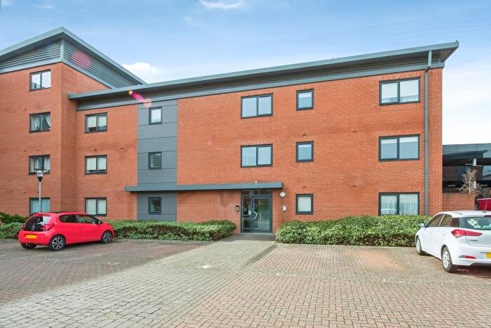 1 Bedroom Flat To Rent In Marshall Road, Banbury, OX16