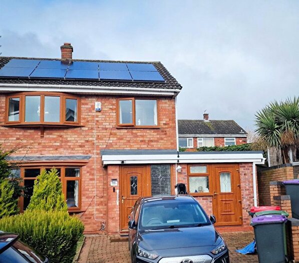 3 Bedroom Semi-Detached House To Rent In Marton Drive, Wellington, Telford, Shropshire, TF1