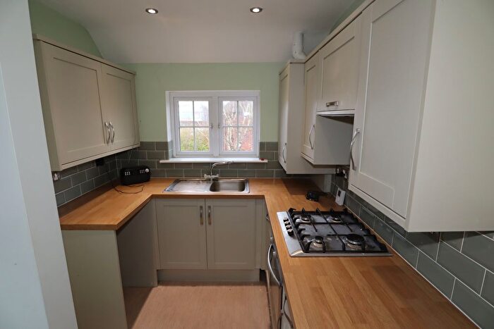 2 Bedroom Flat To Rent In Boultham Park Road, Lincoln, LN6