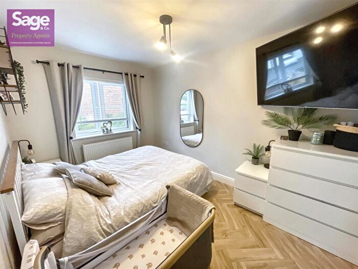 3 Bedroom End Of Terrace House For Sale In High Trees, Risca, NP11