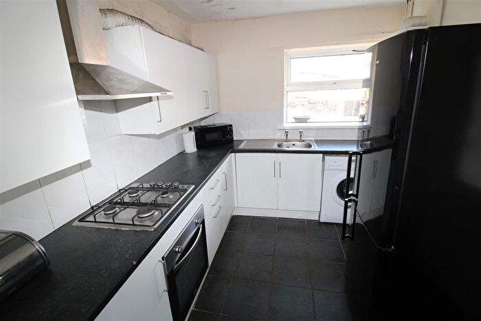 3 Bedroom Semi-Detached House To Rent In Stow Hill Treforest, Pontypridd, CF37