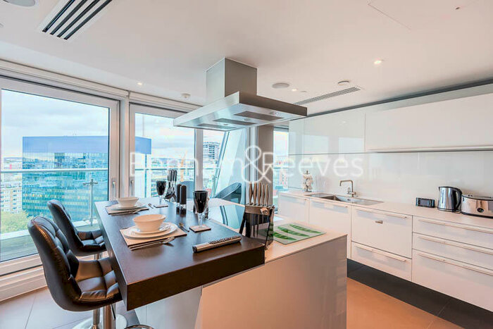 2 Bedroom Apartment To Rent In City Road, Old Street, EC1Y