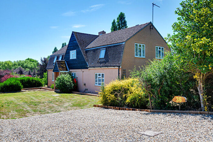 5 Bedroom Detached House For Sale In Jackson Road, Newbourne, IP12