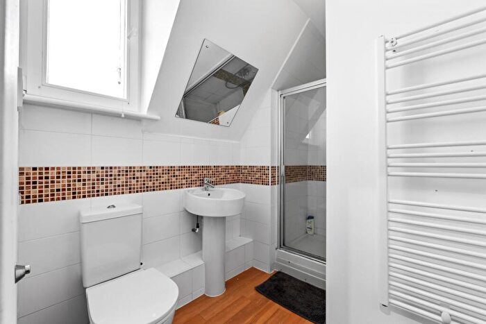 2 Bedroom Duplex For Sale In Avenue Road, Leamington Spa, CV31