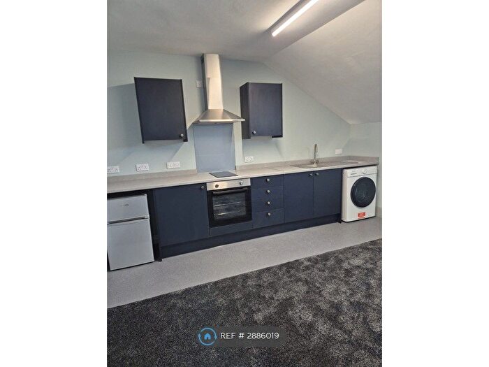 1 Bedroom Flat To Rent In London Road South, Lowestoft, NR33