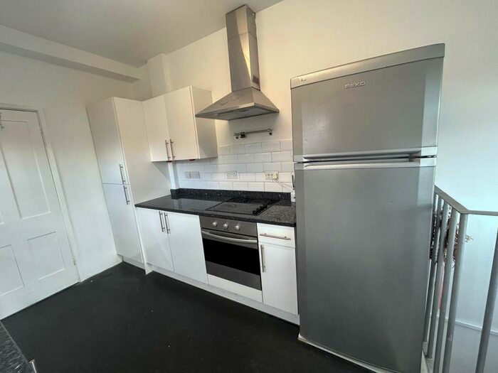 1 Bedroom Apartment To Rent In Craven Road, Newbury, RG14